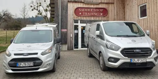 Fahrzeuge zum Tiertransport der Tierbestattung Göppingen